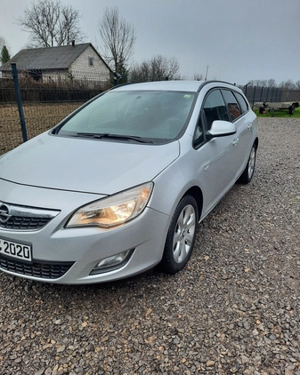 Opel Astra cena 22500 przebieg: 215000, rok produkcji 2012 z Siedliszcze małe 232
